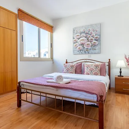 Adonia 2-bedroom In Larnaca * Meneou