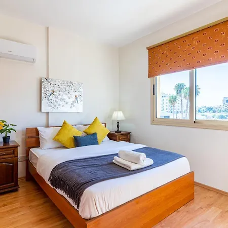 Adonia 2-bedroom In Larnaca Appartement *